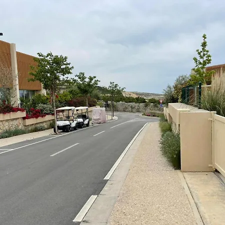 וילה Coast 60 B פאלאסה